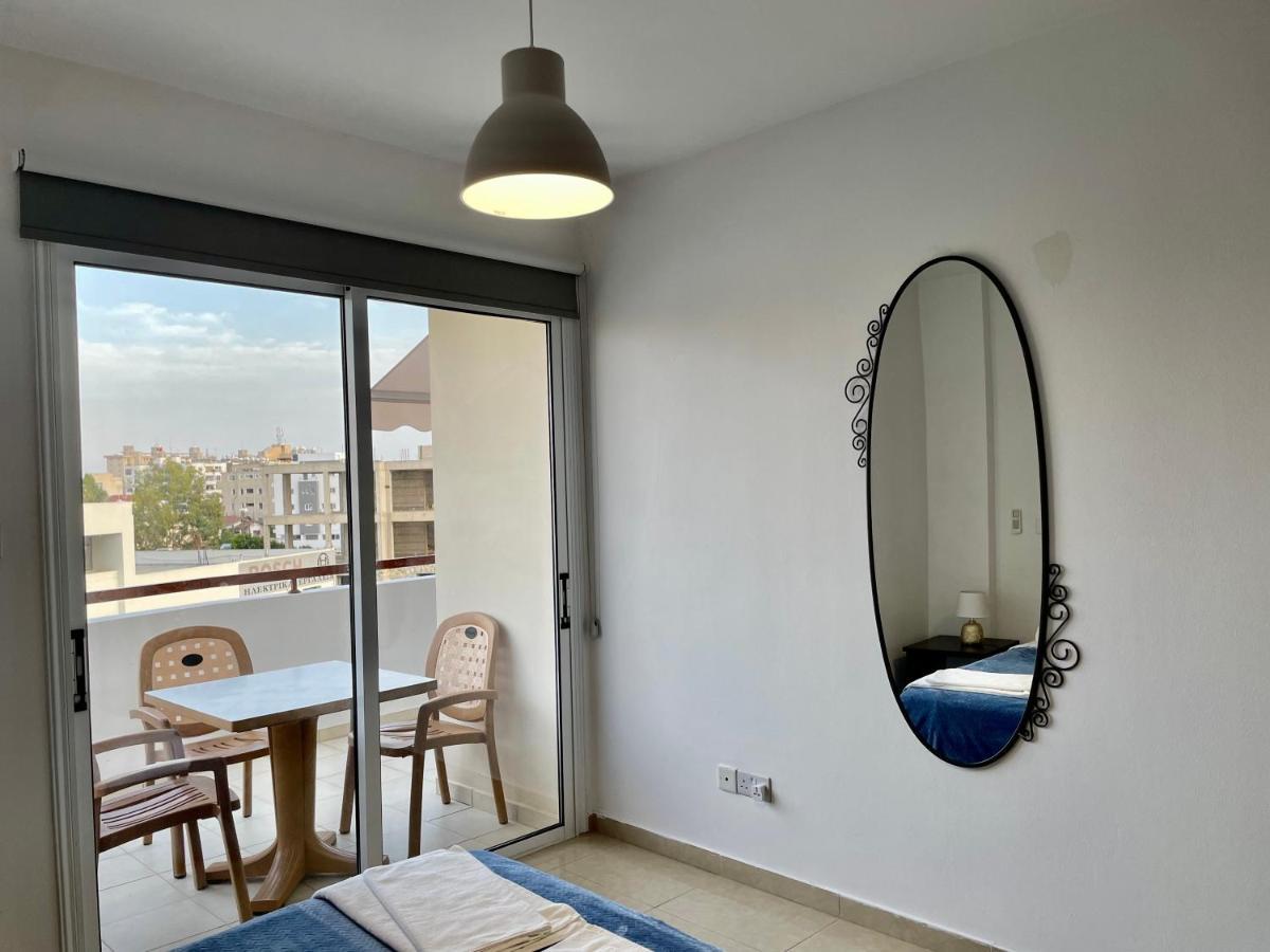 Cyprus Penelope Apartment Larnaca Luaran gambar