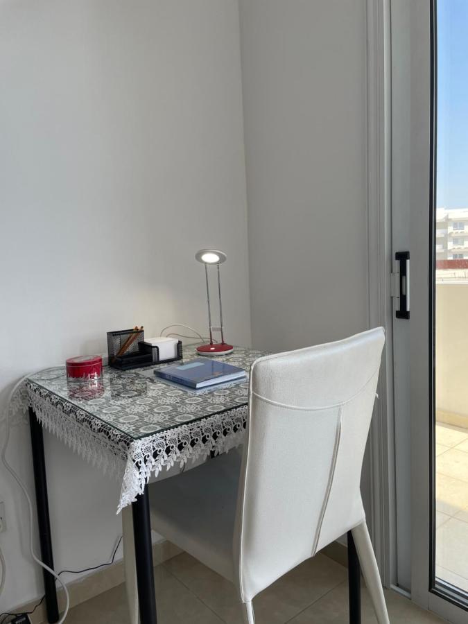 Cyprus Penelope Apartment Larnaca Luaran gambar